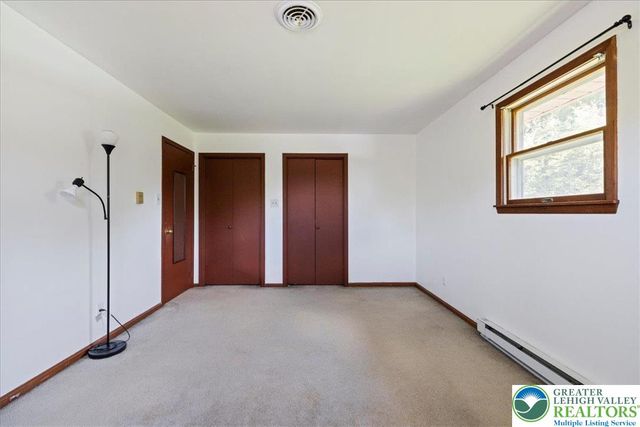 1250 Minesite Road, Lower Macungie Twp, PA 18103