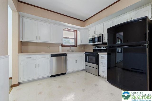 1250 Minesite Road, Lower Macungie Twp, PA 18103