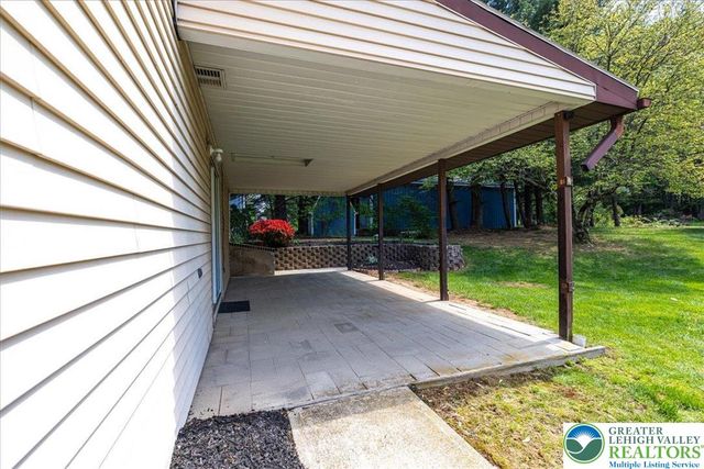 1250 Minesite Road, Lower Macungie Twp, PA 18103