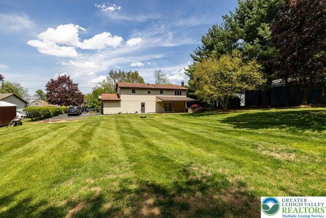 1250 Minesite Road, Lower Macungie Twp, PA 18103