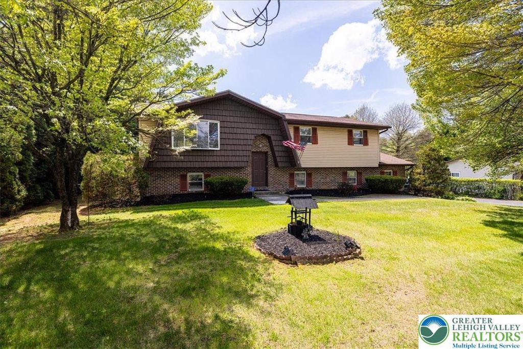 1250 Minesite Road, Lower Macungie Twp, PA 18103