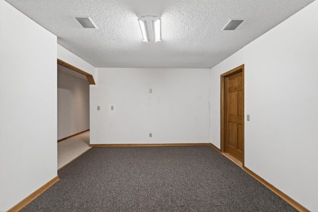 15062 Crane Street NW, Andover, MN 55304