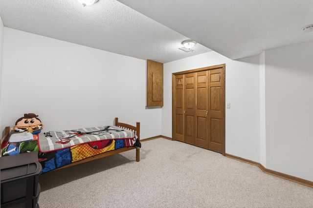 15062 Crane Street NW, Andover, MN 55304