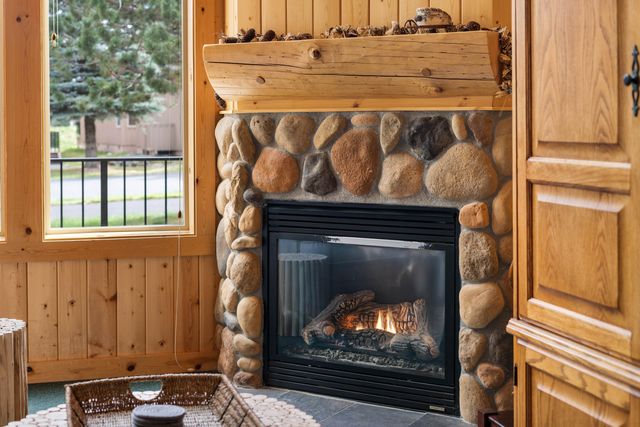 8588 Red Wing Lane, Redmond, OR 97756