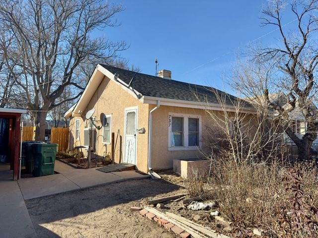 737 Belmont Ave, Pueblo, CO 81004