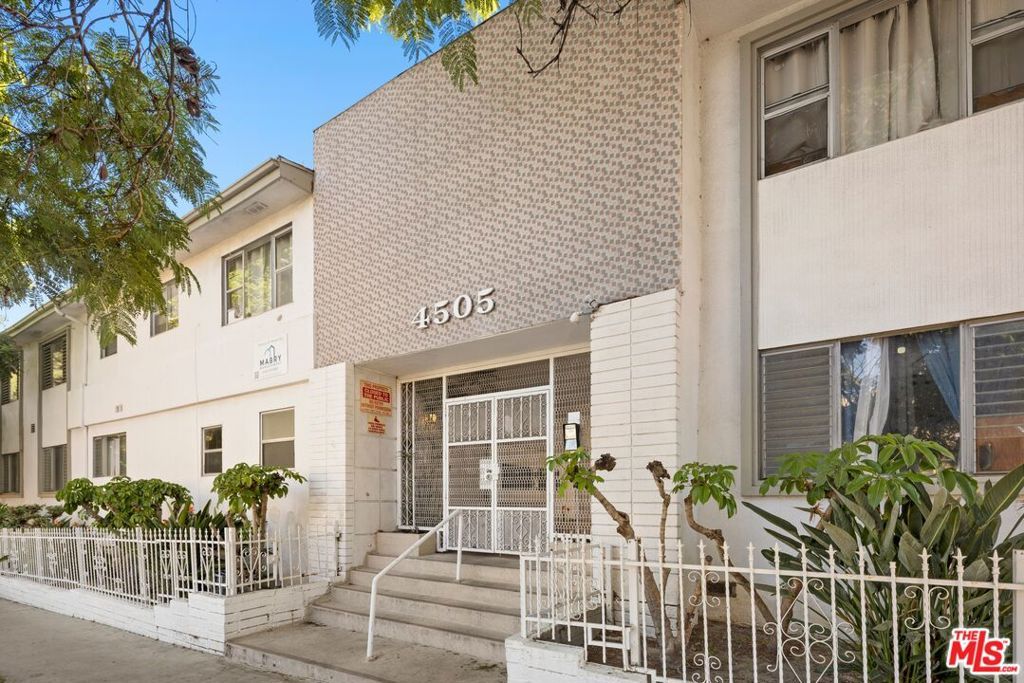 4505 Santa Rosalia Drive, Los Angeles, CA 90008 — photo 3