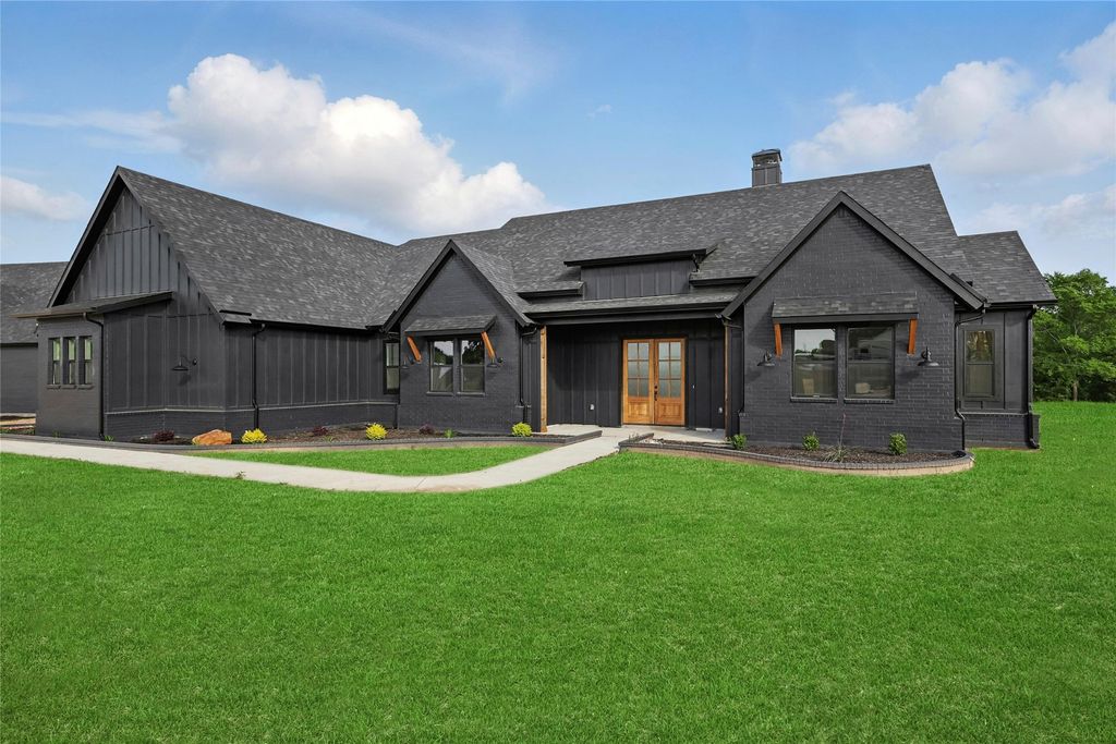 178 Norman Drive, Canton, TX 75103