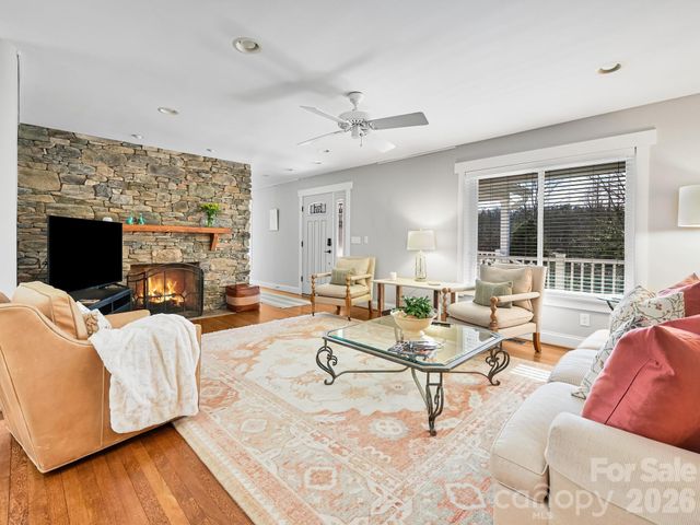 1827 Laurel Park Highway, Laurel Park, NC 28739