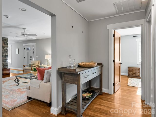 1827 Laurel Park Highway, Laurel Park, NC 28739