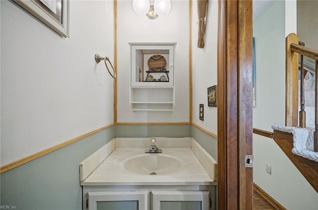 1861 Haviland DR, Virginia Beach, VA 23454