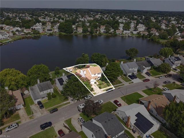 1861 Haviland DR, Virginia Beach, VA 23454