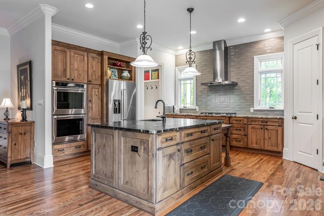104 Mossridge Court, Flat Rock, NC 28731