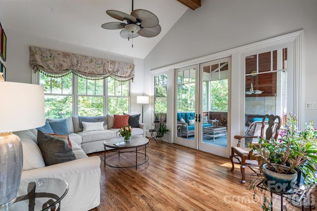 104 Mossridge Court, Flat Rock, NC 28731