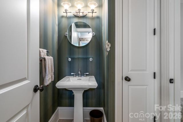 104 Mossridge Court, Flat Rock, NC 28731