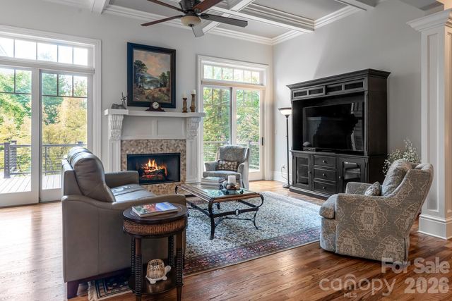 104 Mossridge Court, Flat Rock, NC 28731