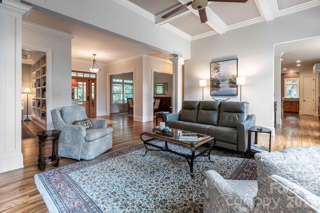 104 Mossridge Court, Flat Rock, NC 28731