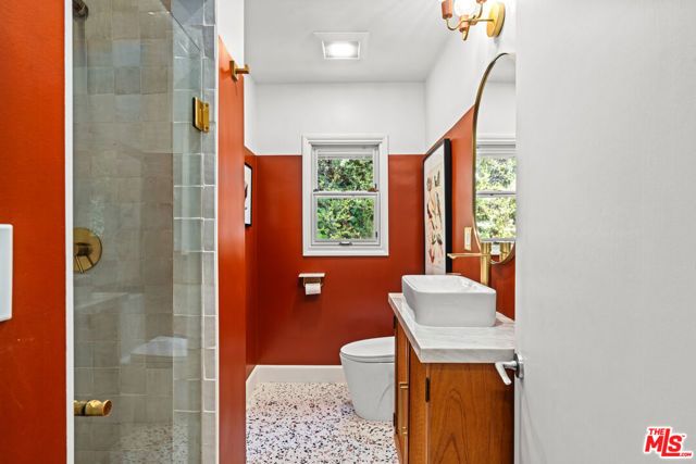 10275 Oletha Lane, Los Angeles, CA 90077