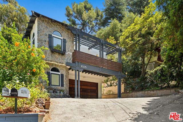 10275 Oletha Lane, Los Angeles, CA 90077