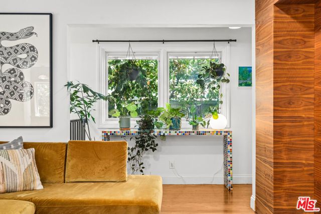 10275 Oletha Lane, Los Angeles, CA 90077