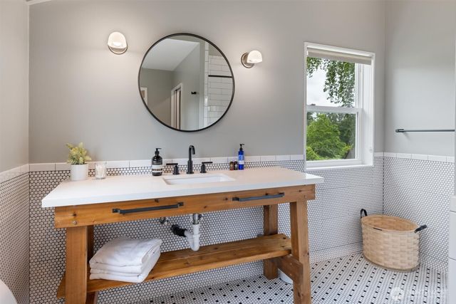 8908 135th Drive SE, Snohomish, WA 98290