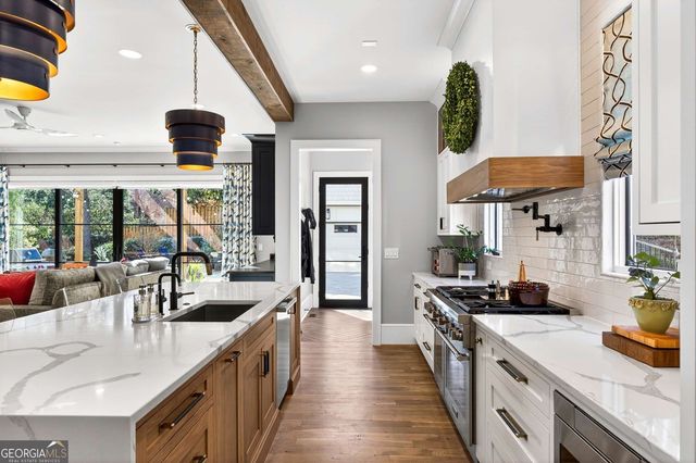 1069 Cumberland Road NE, Atlanta, GA 30306