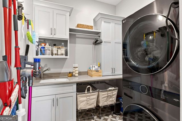 1069 Cumberland Road NE, Atlanta, GA 30306