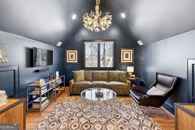 1069 Cumberland Road NE, Atlanta, GA 30306