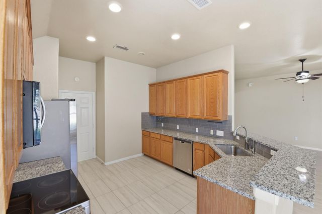 39 N Merryweather Circle, The Woodlands, TX 77384