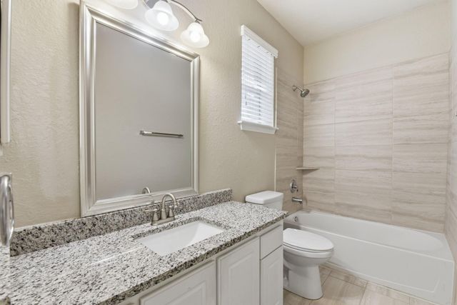 39 N Merryweather Circle, The Woodlands, TX 77384