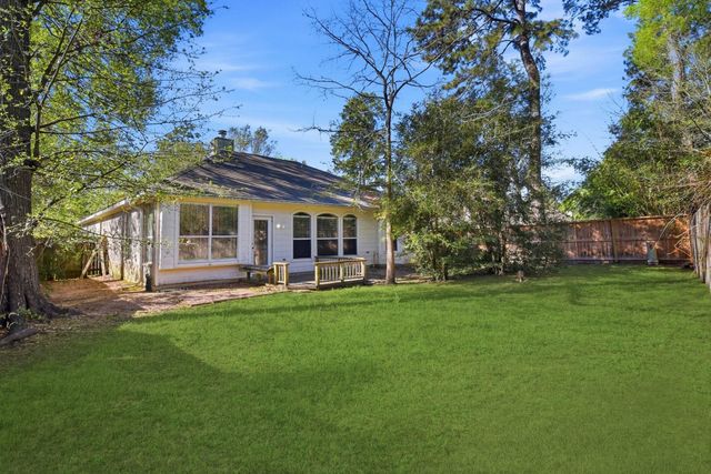 39 N Merryweather Circle, The Woodlands, TX 77384