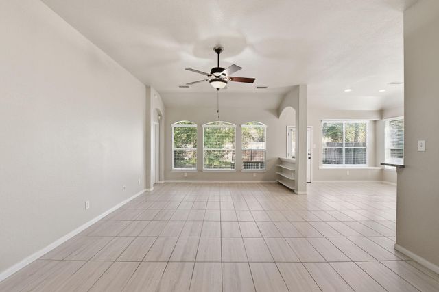 39 N Merryweather Circle, The Woodlands, TX 77384