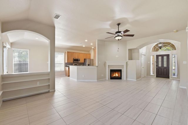 39 N Merryweather Circle, The Woodlands, TX 77384