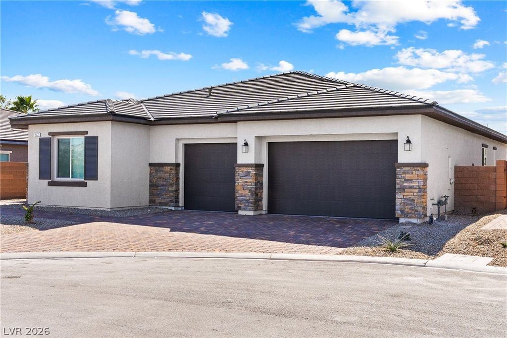 567 Jerry Bird Court, Las Vegas, NV 89123 — photo 2