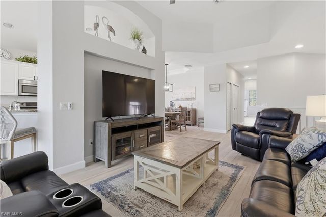 16113 Mount Abbey WAY 202, Fort Myers, FL 33908