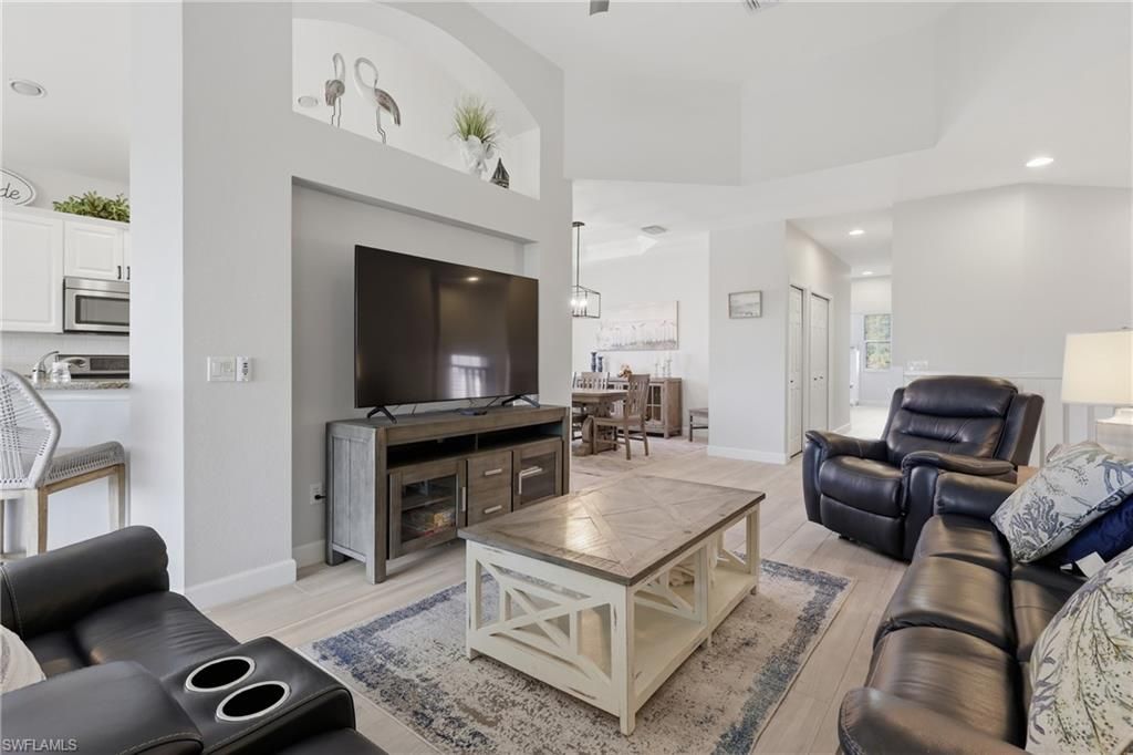16113 Mount Abbey WAY 202, FORT MYERS, FL 33908 — photo 4