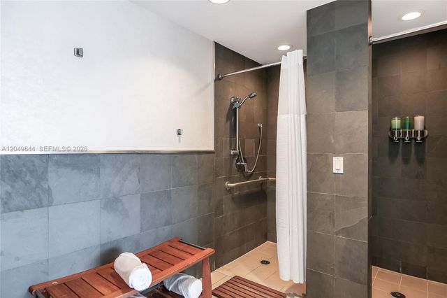 17001 Collins Ave 1401, Sunny Isles Beach, FL 33160