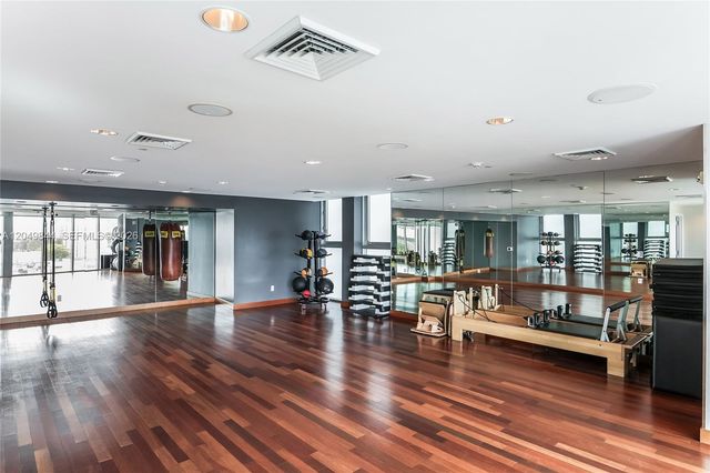 17001 Collins Ave 1401, Sunny Isles Beach, FL 33160