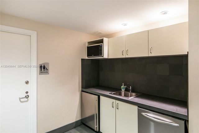 17001 Collins Ave 1401, Sunny Isles Beach, FL 33160
