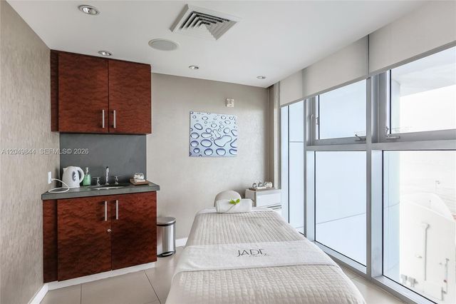 17001 Collins Ave 1401, Sunny Isles Beach, FL 33160