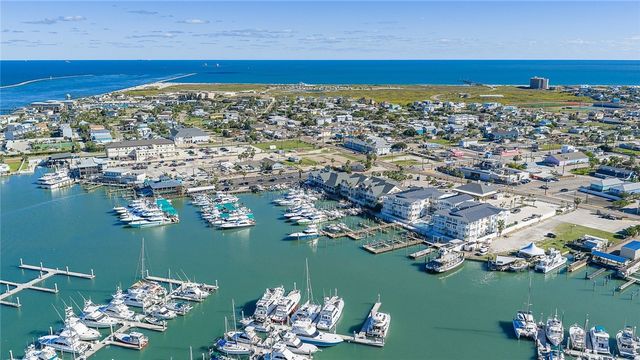 136 W Cotter Ave 3, Port Aransas, TX 78373