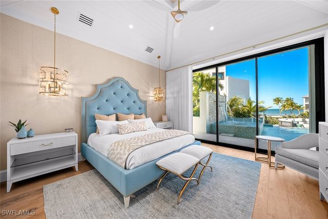 99 Saint Lucia LN, Bonita Springs, FL 34134