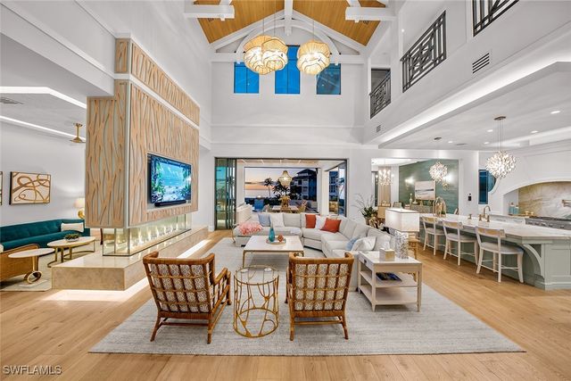 99 Saint Lucia LN, Bonita Springs, FL 34134