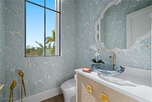 99 Saint Lucia LN, Bonita Springs, FL 34134