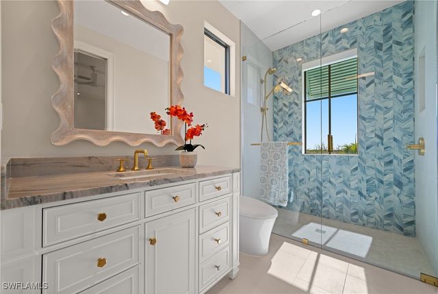 99 Saint Lucia LN, Bonita Springs, FL 34134