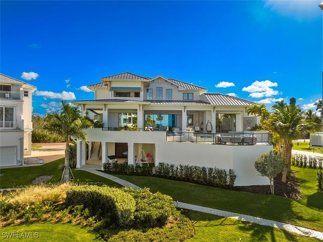 99 Saint Lucia LN, Bonita Springs, FL 34134