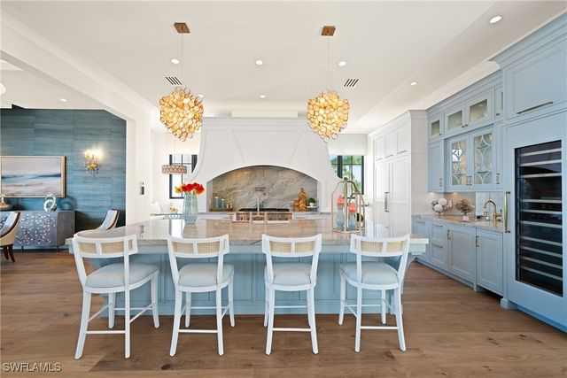 99 Saint Lucia LN, Bonita Springs, FL 34134