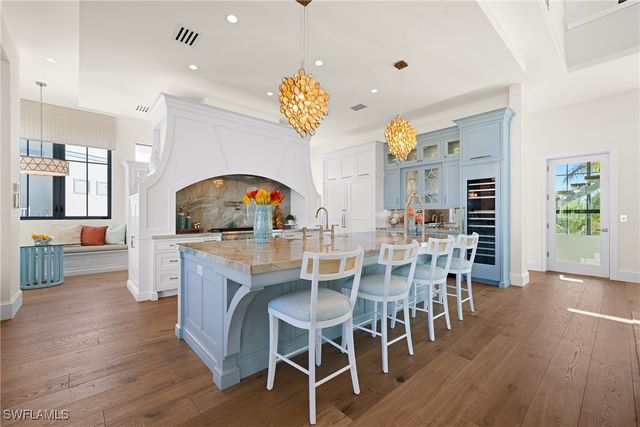 99 Saint Lucia LN, Bonita Springs, FL 34134