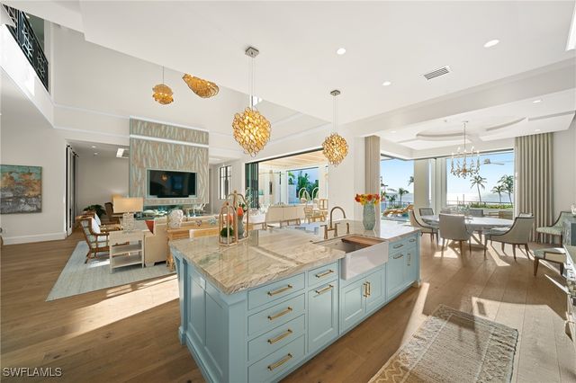 99 Saint Lucia LN, Bonita Springs, FL 34134