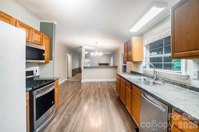 3902 Sharyn Drive, Charlotte, NC 28214