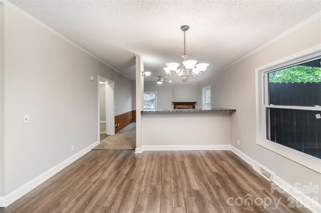 3902 Sharyn Drive, Charlotte, NC 28214
